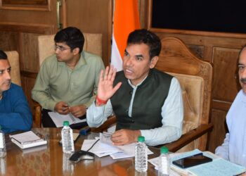پرنسپل سیکرٹری کلچر ڈیپارٹمنٹ اور صوبائی کمشنر کشمیر نے ترنگا ریلی کے حتمی اِنتظامات کا جائز ہ لیا