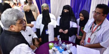 چیف سیکرٹری نے ڈِسٹرکٹ ہسپتال گاندربل میں ’سیوا پَرو‘ کے تحت میگا ہیلتھ کیمپ کا کیااِفتتاح 