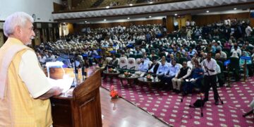 عام آدمی اُمنگیںتیز رفتار ترقی کی محرک،تعمیراتی کارکنوںکی فلاح و بہبود اولین ترجیح ہونی چاہیے