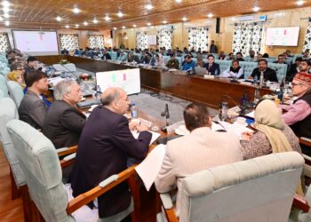 وزیر اعلیٰ عمر عبداللہ نے ضلع کولگام کی جائزہ میٹنگ طلب کی