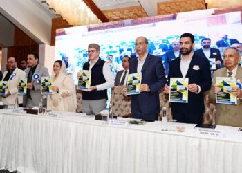 وزیر اعلیٰ نے ایس کے آئی سی سی میں نیشنل کانفرنس برائے مریضوں کی حفاظت کا افتتاح کیا