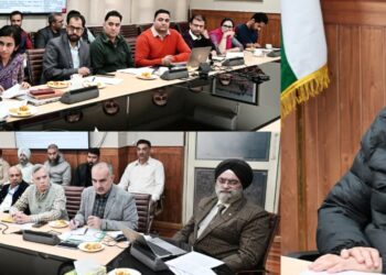 چیف سیکرٹری نے آئی ٹی ڈیپارٹمنٹ اور این آئی سی جموںوکشمیر کے کام کاج کا جائزہ لیا