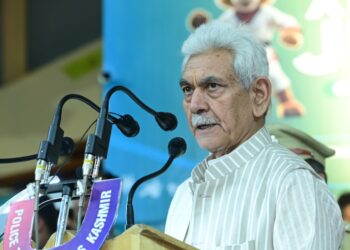 جموں و کشمیر میں دہشت گردی آخری سانسیں لے رہی ہے/ ایل جی سنہا
