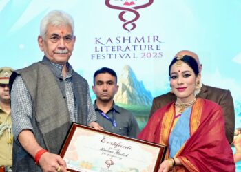 لیفٹیننٹ گورنر نے سری نگر میں کشمیر لٹریچر فیسٹول کے دوسرے ایڈیشن کا اِفتتاح کیا