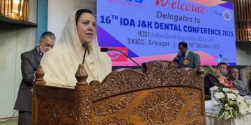 ایس کے آئی سی سی میں 16 ویں آئی ڈی اے جموں و کشمیر ڈینٹل کانفرنس سے خطاب