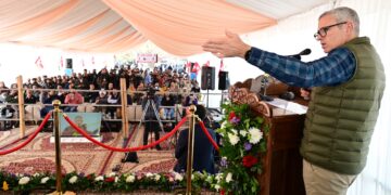وزیر اعلیٰ نے بلیوارڈروڈ کی چوڑائی اور فور لیننگ کا سنگِ بنیاد رکھا