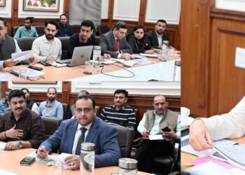 چیف سیکرٹری نے پی ایم پیکیج ملازمین سے متعلق مسائل کا جائیزہ لیا