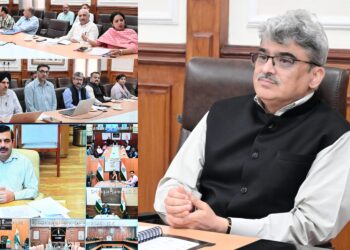 چیف سیکرٹری نے جموں و کشمیر میں این ایچ ایل ایم ایل کے اہم انفراسٹرکچر منصوبوں کی پیش رفت کا لیا جائیزہ