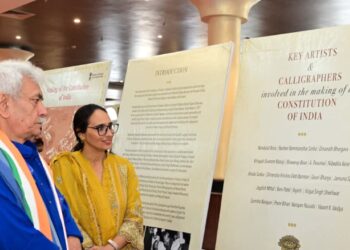 فلم ساز دہشت گردی متاثرین کی کہانیاں اجاگر کریں:انٹرنیشنل فلم فیسٹیول آف سرینگر کا افتتاح