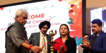 لیفٹنٹ گورنر نے سرینگر میں ”Self-Reliant India Fund Outreach “ ایونٹ سے خطاب کیا