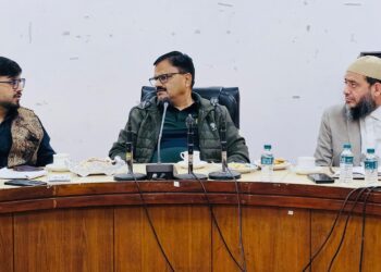 جاوید رانانے راجوری میں ترقیاتی کاموں اور واٹر سپلائی سکیموں کی پیش رفت کا جائزہ لیا