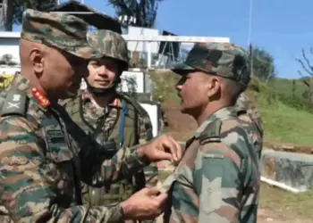 شمالی کمان کے فوجی کمانڈر کا دورہ کشتواڑ اور ادھم پور
