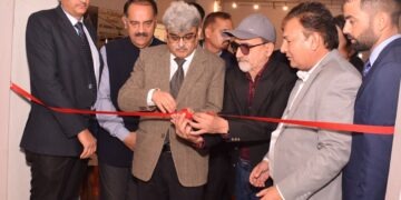 چیف سیکرٹری نے کلاکیندر میں شاردا مصوری کی تین روزہ نمائش کا اِفتتاح کیا