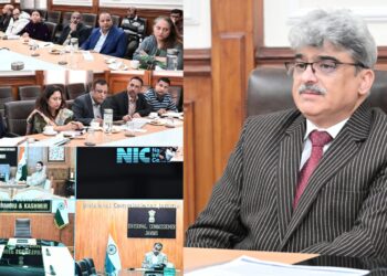 چیف سیکرٹری نے ایم این آر اِی سکیم کے تحت جموںوکشمیر میں بڑے پیمانے پر سولر پارک کی تجویز کا جائزہ لیا