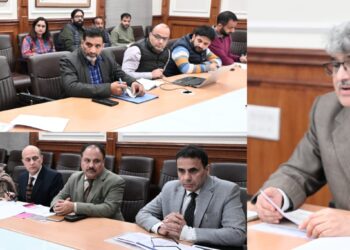 چیف سیکرٹری اتل ڈولو نے جموںوکشمیر میں گورنمنٹ میڈیکل کالجوں میں ایم بی بی ایس اور پی جی سیٹوں کی توسیع پر زور دیا