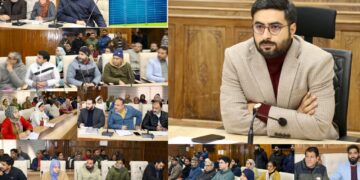 ضلع ترقیاتی کمشنر سری نگر نے پی ایم سوریہ مفت بجلی یوجنا کی عمل آوری میں پیش رفت کا جائزہ لیا