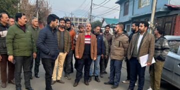 ڈائریکٹر اسٹیٹس نے سری نگر میں دفتر اور رہائشی سہولیات کا تفصیلی معائینہ کیا