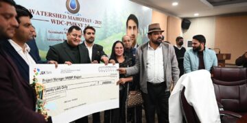 واٹر شیڈ ڈیولپمنٹ دیہی اور زرعی ترقی کی کلید /جاوید ڈار