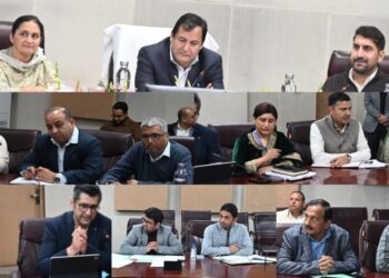 جاوید ڈار نے دیہی تری محکمہ کے کام کاج کا جائزہ لیا