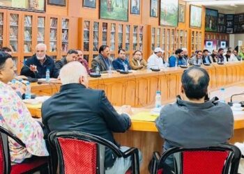 ستیش شرما نے ٹرانسپورٹ سیکٹر کے مسائل پر ٹائم باو¿نڈ ایکشن کی ہدایت دی