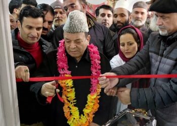 سپیکر قانون ساز اسمبلی کا چرارِ شریف حلقہ کا دورہ