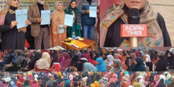 ویمن ڈویلپمنٹ کارپوریشن کی جانب سے کیا گیا امپورہ بڈگام میں بیداری کیمپ کا انعقاد 