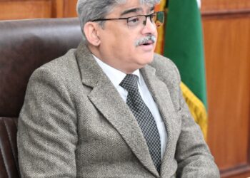 چیف سیکرٹری نے جموں و کشمیر میں نئی سروسز ، کالجز اور ہسپتالوں کے ساتھ آیوش کے نقش کو وسعت دینے کی حمایت کی
