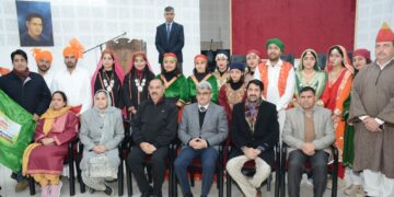 چیف سیکرٹری نے جموں و کشمیر ٹیبلو کے دستے کو جمہوریہ ڈے 2026 کیلئے روانہ کیا