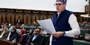 وزیر اعلیٰ عمر عبداللہ نے قانون ساز اسمبلی میں 13 مطالبات اور 19 ضمنی مطالبات پیش کئے