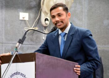 آج صحافی ایک تیز رفتار ماحول میں کام کر رہے جو ایک بہت بڑا چیلنج /ڈائریکٹر انفارمیشن